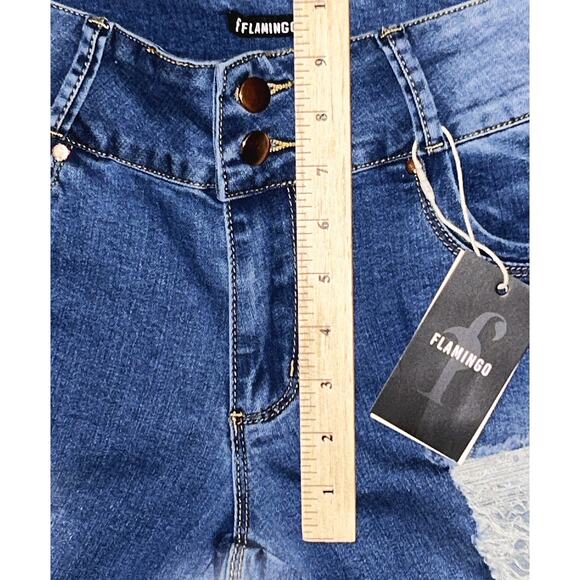 NWT Flamingo Ripped Mid-Rise Straight Leg Jeans Small (28'x28") - Picture 3 of 7